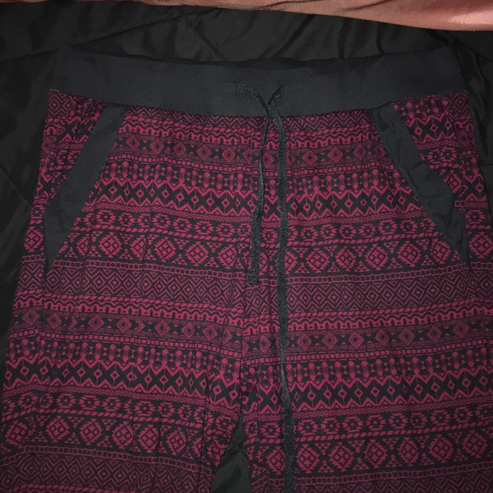 Amazingly soft sweatpants/joggers!